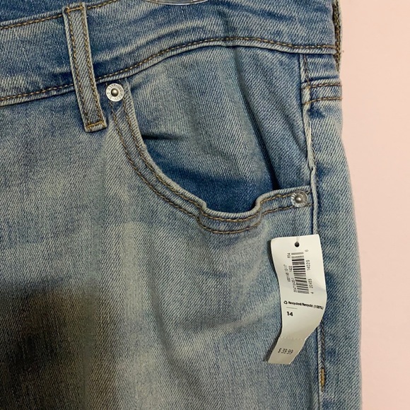 ⭐️NWT⭐️ Old Navy Perfect Straight Mid Rise - Picture 4 of 6